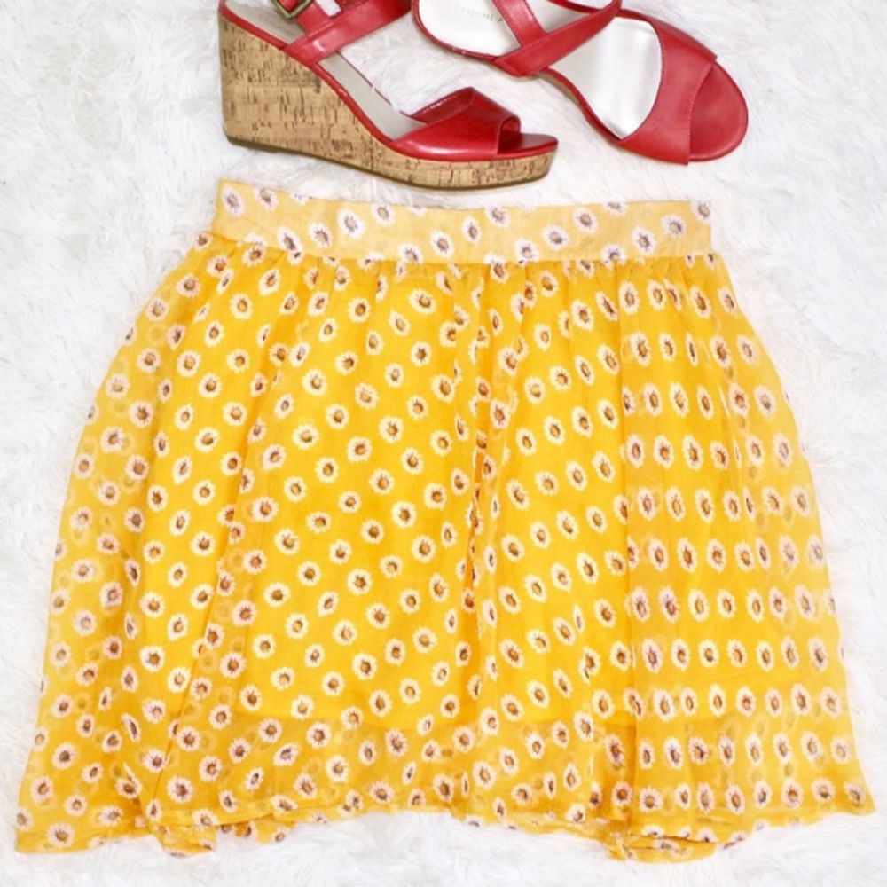 Unic Yellow Daisy Sheer Skirt